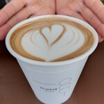 B-yond - カフェ・モカ 570円