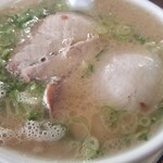ふくちゃんラーメン - らーめん　なみなみのスープが特長。650円　コスパ◎