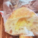 石釜パン工房 KIRARI - チーズフランス　どアップ