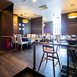 炭火焼肉 羅山 - 内観全体