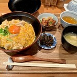 はし田屋 - 名物 親子丼