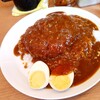 カレーハウス キラリ - 料理写真:日替りカレー(メンチカツチーズ入り)@950円、トッピングゆで玉子@50円