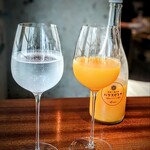 蒼 - 珍しくオレンジジュースも飲んでみたけれど、合いませんでした m(_ _)m (笑)