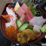 丼の店 おいかわ - 宮古海鮮丼 (うに入り)