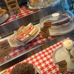 Lucy's Bakery & Kitchen - 