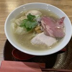 手打ち正麺 Hachimitsu - 料理写真: