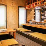 和優 - カウンター席　テーブル席　1卓