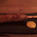 炭焼創彩鳥家 人見 - つくね（１００円）。