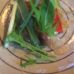 炭焼創彩鳥家 人見 - 付だしは見た目よりかなり美味しかったです。