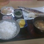 むらかみ食堂  - さんま定食 700円