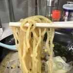 あじ平 - 麺リフト