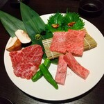 Aobadai Yakiniku Ushikozou - ハラミ、リブ芯、シンシン