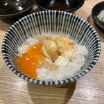 247647531 - 半熟卵天をご飯にのせて