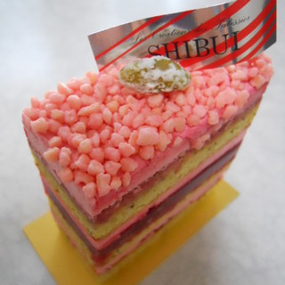 レ・クレアシオン・ドゥ・パティシエ シブイ