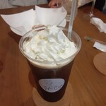 Ichi Cafe 2 - アメリカーノ(アイス)にホイップクリームトッピング