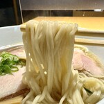 #新宿地下ラーメン - 「町田汁場 しおらーめん進化 本店」