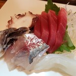 小料理かずよ - 刺身盛り合わせ