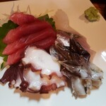 小料理かずよ - 刺身盛り合わせ