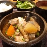 博多もつ鍋 やまや - 博多郷土料理 がめ煮定食 980円。