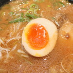 はま寿司 - 味玉1/2