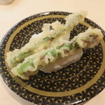 はま寿司 - フレッシュアスパラの天ぷら握り