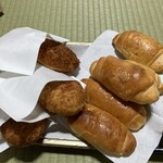 1954 Fukuoka - じんちゃんセットの　カレーパンと塩パン