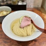 三馬路 - 特製昆布水つけ麺（醤油）¥1400、肉ワンタン¥250