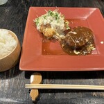 裏リッチヒルズ - 料理写真:ハンバーグ&チキン南蛮