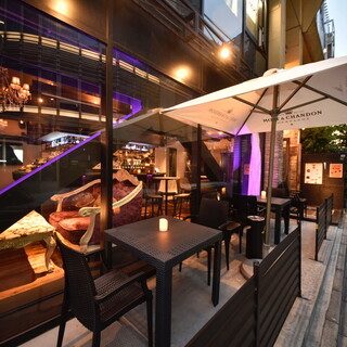 タイガー バーアンドダイニング_1