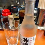 丸吉飯店 - 日本酒冷酒 850円(税込)(2024年5月21日撮影)