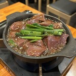 Motsuyaki Paradaisu Fuji - レバ煮ラ