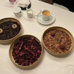 Installation Table ENSO L'asymetrie du calme - 