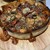 ザ・グリルリパブリック シカゴピザ ＆ ビア - 料理写真:シカゴピザ。生地で作った器にトマトソース満たして作る。