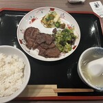 牛たん焼き 仙台辺見 - 