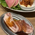 個室 神戸焼肉×食べ放題専門店 肉丸 - 