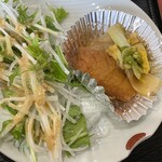 Kasuriya - 2024/05/21
      カツ丼 大飯  850円
      蕎麦大盛 200円