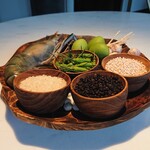 Sorn - 「Let's Eat Rice」(食材)