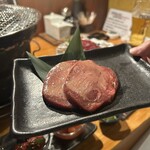 炭火焼肉ホルモン酒場 仙次郎 - 