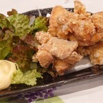 Sushi Izakaya Zensan - 若鶏唐揚げ680円