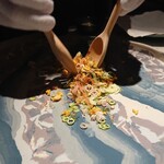 Sorn - 「The Sea Holds the Forest」(調理)