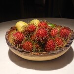 Sorn - 季節のフルーツの缶詰 (食材)