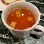 オールドサルーン1934 - 春キャベツと白隠元豆のミネストローネ