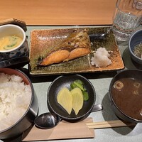 大山鶏と鮮魚 居酒屋 まいか - 