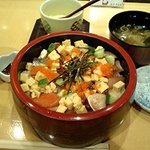 Sushi Kusabiya - ランチのばらちらし