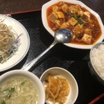 中華料理餃子工房 ニーハオ - 麻婆豆腐定食