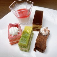 リュクス ダイニング ハプナ - 