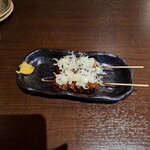 Motsukushi Shusai Tsubaki - どて煮串２本