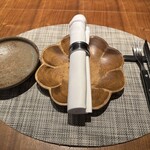 グルマンディーズ - 設え