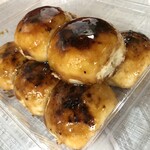 大坂屋 - 料理写真:大坂屋の焼きまんじゅう　170円