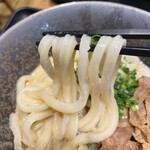 山下本気うどん - 牛肉胡麻だれぶっかけうどん 1,040円